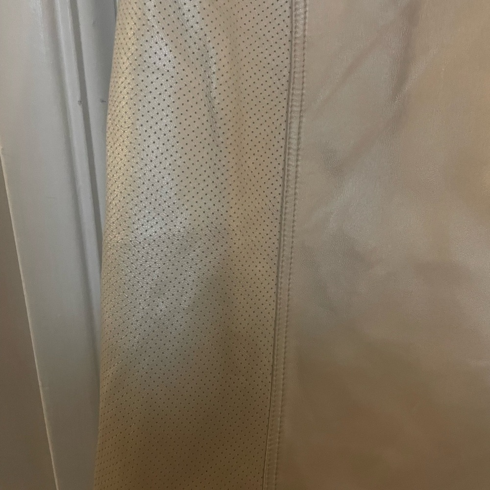 Vintage Terry Lewis Leather Skirt Size 12 Side Zip, Partial Elastic Waist. Aline - Picture 3 of 11